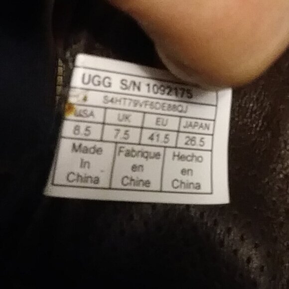 UGG Freamon Capra Chukka Boots Men’s 8.5 Black Leather Casual Comfort - Picture 7 of 13